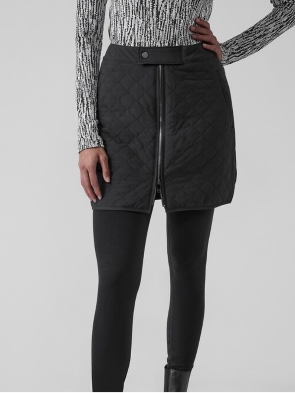 Athleta Quilted Toasty Buns Skirt
